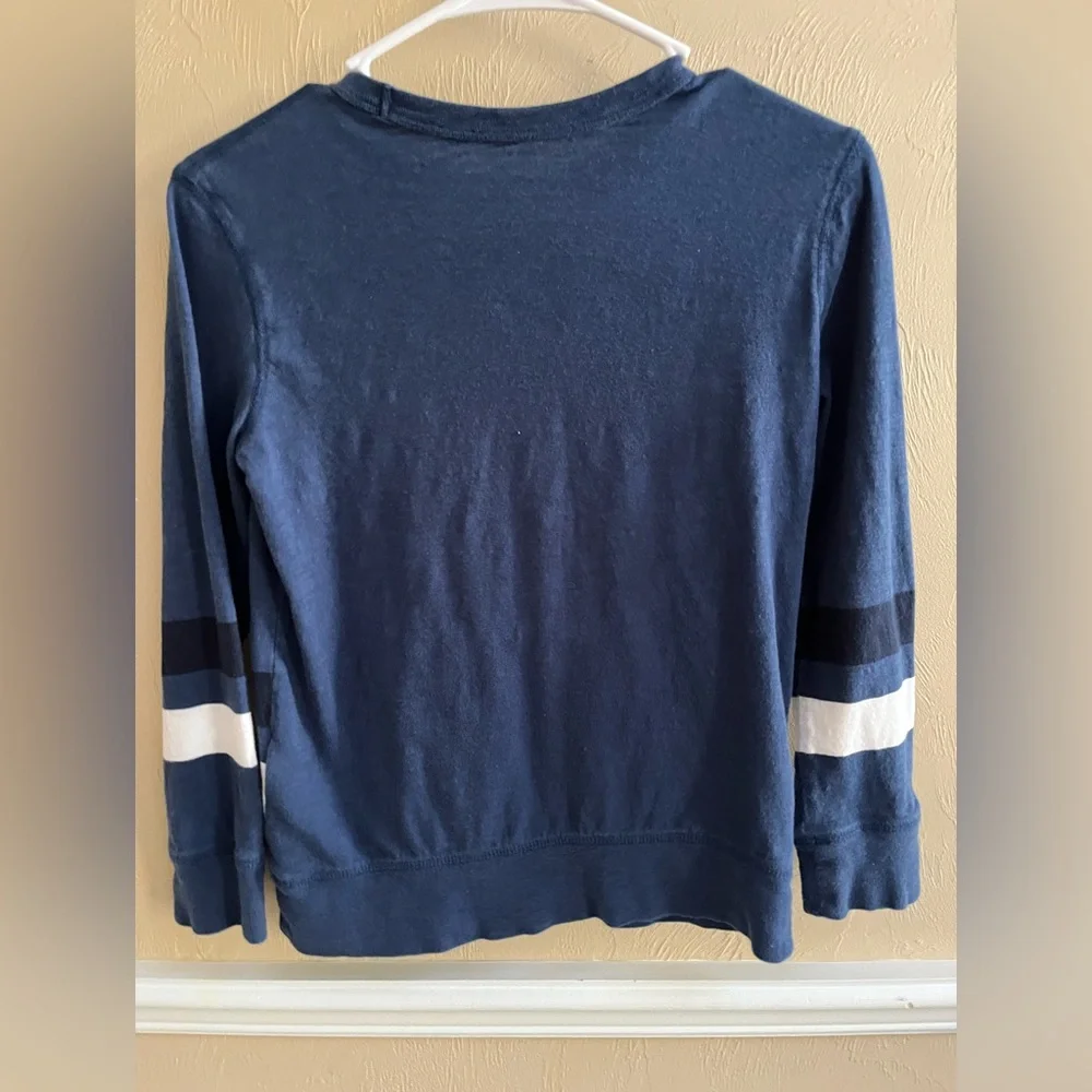 Gap kids long sleeve with front pocket